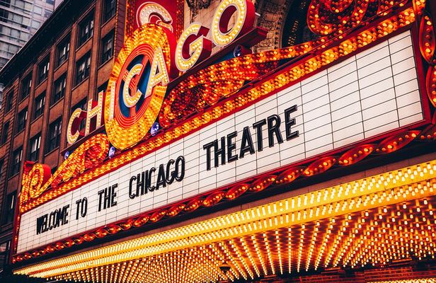 The Chicago Theatre Tour Experience
