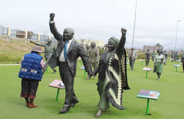 Robben Island, Long March to Freedom Exhibition plus Hotel pickup