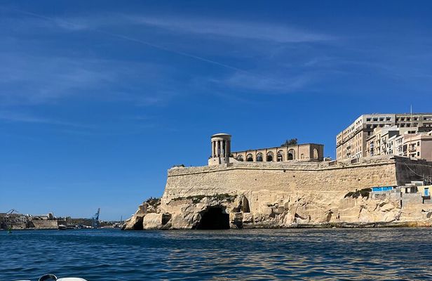 Private Harbor Cruise - Marsamxett & Grand Harbor Valletta