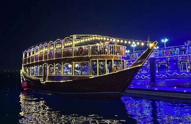 Dubai Marina Cruise with Buffet Dinner