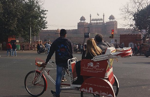 Private Rickshaw Tour Old Delhi (Patented Rickshaw Design)