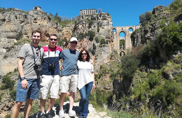 White Villages and Ronda Day Tour from Seville