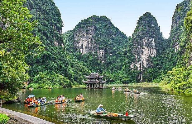 Ninh Binh Tour and Explore Countryside in the North of Vietnam