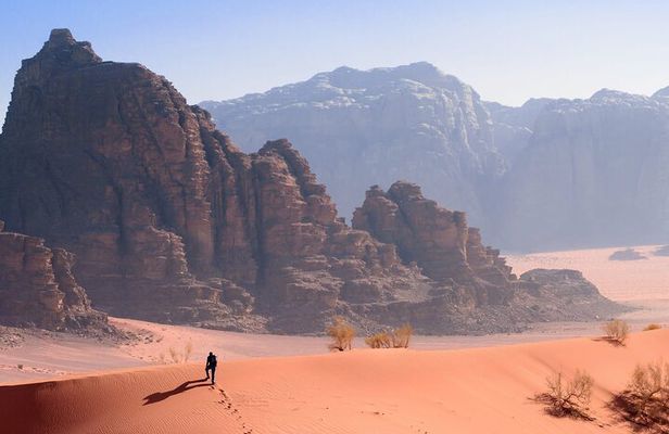 Jordan Private 2-Day: Petra, Wadi Rum, Pink Lake & Dead Sea