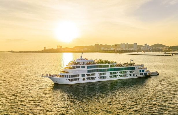 Ambassador Cruise Top Notch Luxury Day Tour in Halong Bay
