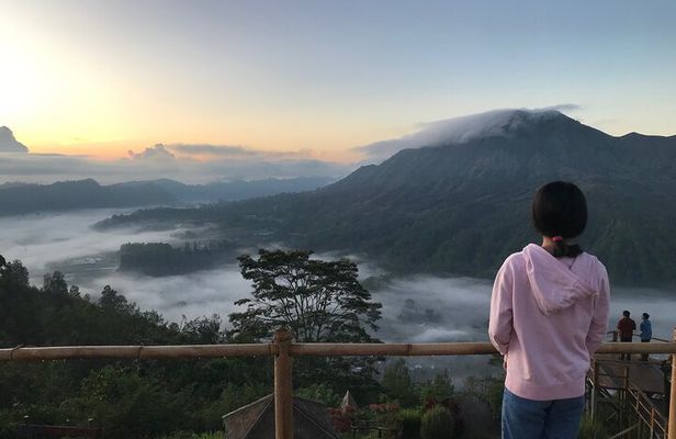 6 Hours Sunrise Point and Natural Hot Spring Tour in Bali