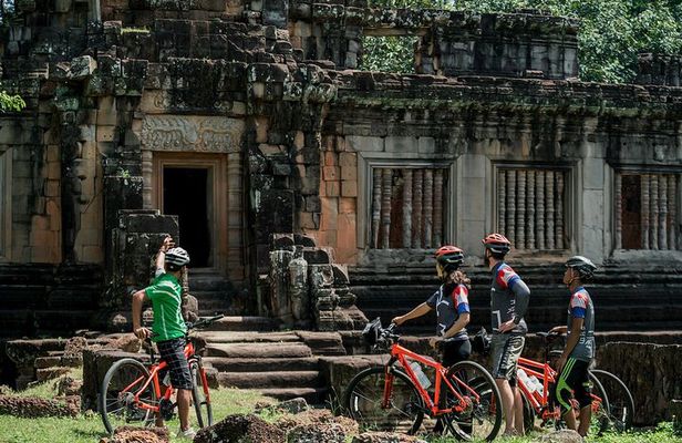Siem Reap Bike the Angkor Temples Guided Tour with Lunch