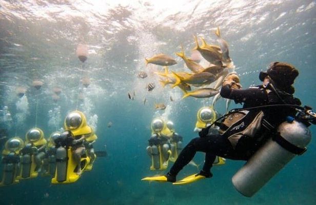 Guided Underwater Scooter and Snorkeling Activity in St. Thomas