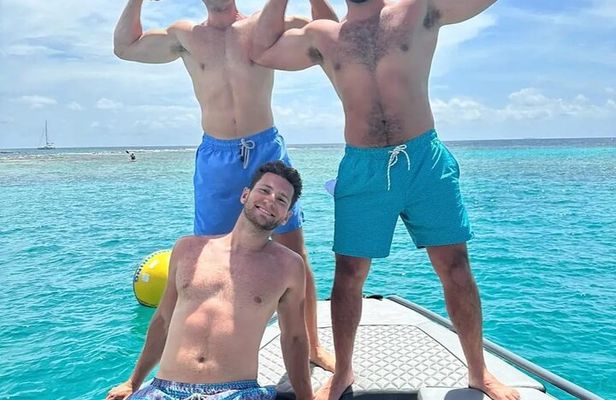 Cholon island party boat from cartagena