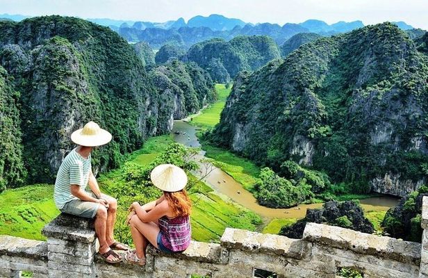 Ninh Binh Province Full-Day Tour