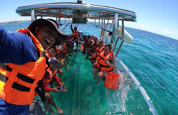 Crystal Boat Tour to Isla Mujeres and Reefs