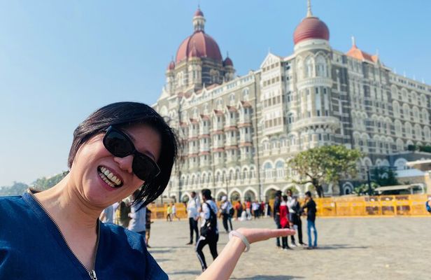 Mumbai 3 days package - Sightseeing, Food, Shopping, Slum, Bollywood & Kanheri
