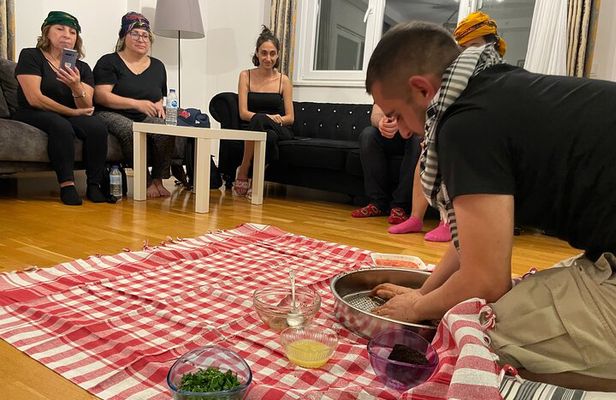 Çiğ Köfte Cooking Class/Night with Traditional Music At Home