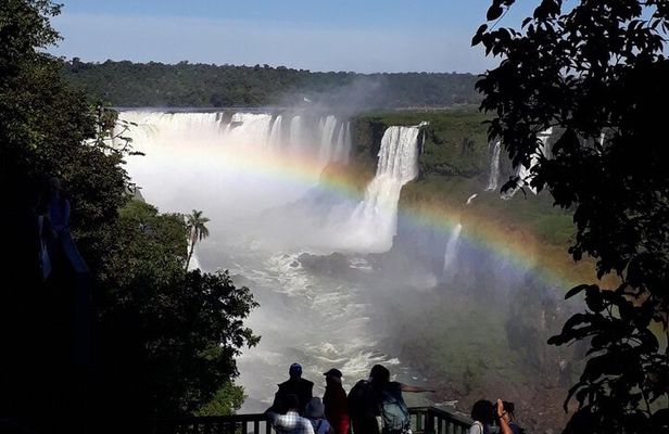 Brazilian Side of the Falls Private Tour with Lunch and Boat