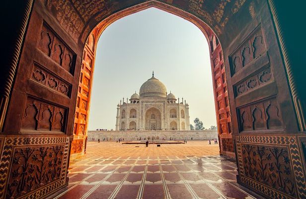 3-Days Private Luxury Golden Triangle Tour (Delhi, Agra & Jaipur)