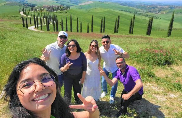 Siena, Cortona, Montepulciano & Val D'Orcia in a Small Group Tour