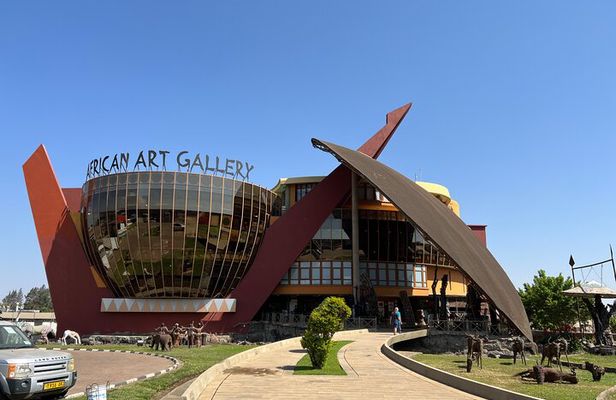 Full-Day Sightseeing Tour in Arusha 