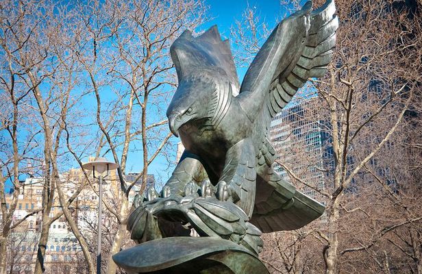 Discover NYC: 6+ Self-Guided Walking Audio Tours in One Bundle