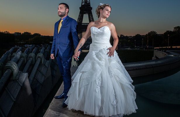 Iconic Portraits in an Exclusive Photoshoot at the Eiffel Tower 
