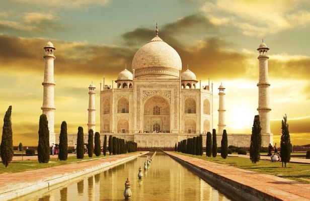 From Delhi : 2 Day Delhi and Agra Taj Mahal Tour by Car