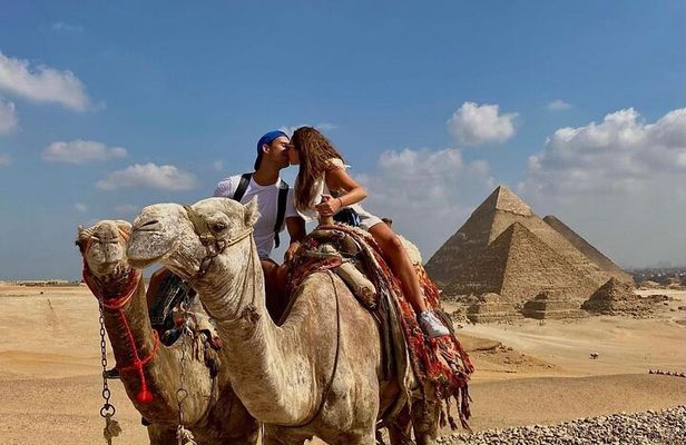Private Giza Pyramids, Memphis and Sakkara Day Trip in Cairo.