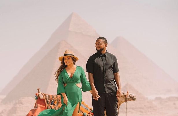 VIP Great Pyramid Tour From Inside & Sphinx & Camel Tour