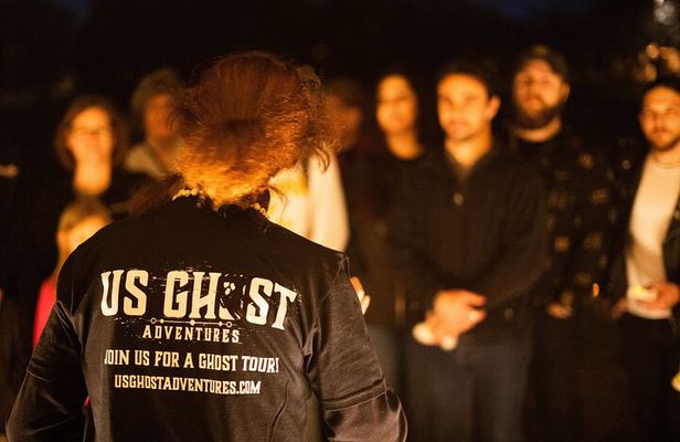 Dark Deadwood Ghost Tours: Ghosts & Graves of Gunslingers' Gulch
