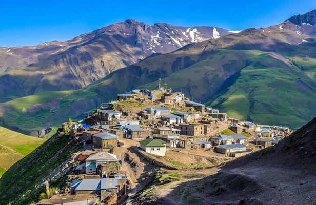 Multi-day Azerbaijan Sightseeing Tour