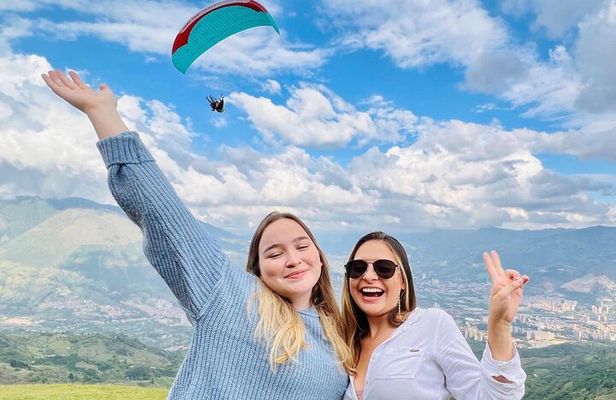 paragliding flights medellin
