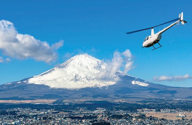Mt. Fuji & Tokyo Helicopter Tour【90 mins】 : Close to Mt.Fuji!