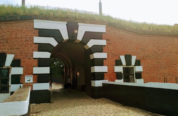 Terezin: Private Half-Day Tour from Prague