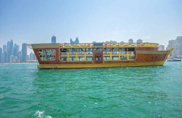 Dubai: Dhow Cruise Tour with Dinner
