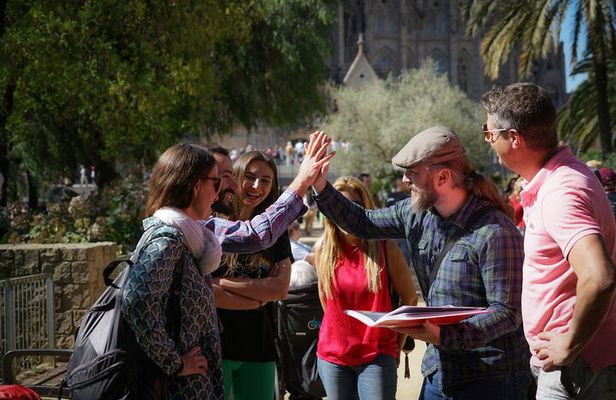 Gaudi UNESCO Highlights Small Group Bike Tour
