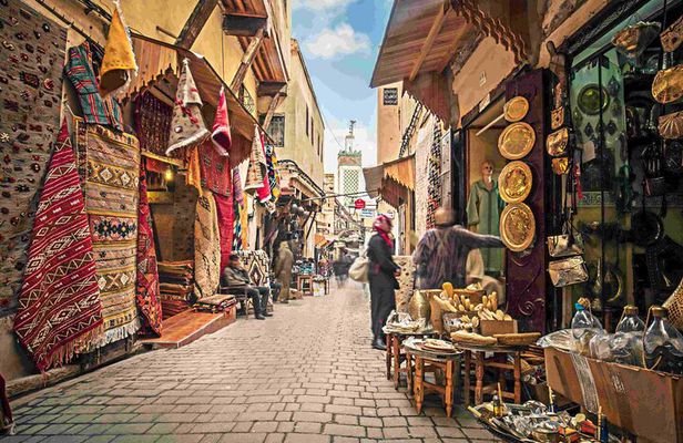 Private Marrakesh Souk Tour: Shop Like a Local with a Local Guide