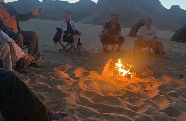 2 Days Explore the Unique White Desert from Cairo