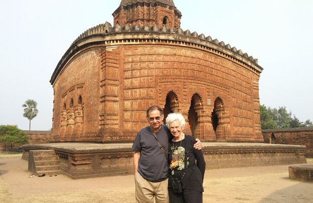 Hidden Treasures of Bishnupur: Private Day Tour from Kolkata