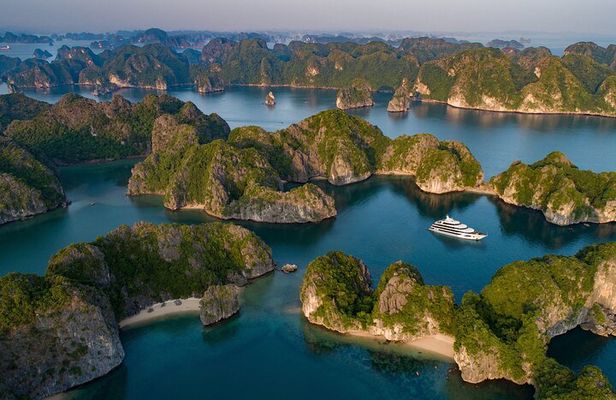 Ha noi: 3D- Halong, Lan ha bay classic cruise, Ninh Binh full day