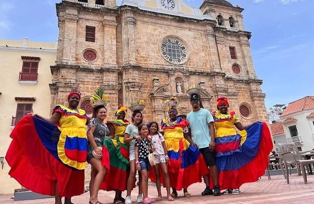 4-Hour Private Tour of the Emblematic Sites of Cartagena