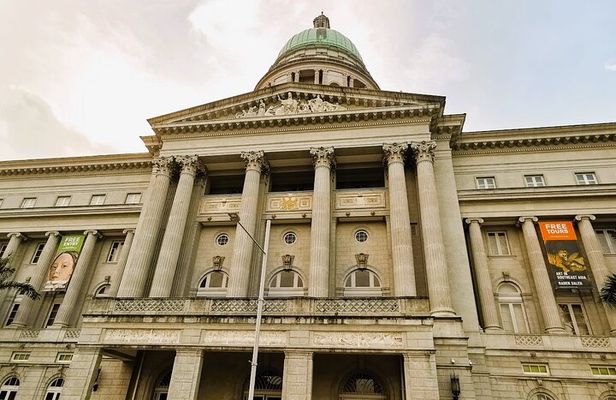 Splendour of Colonial Singapore Walking Tour with Lunch