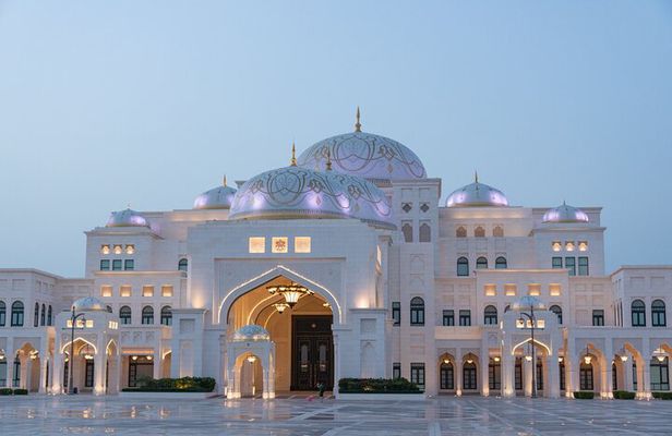Private Abu Dhabi Full Day Tour from Dubai with Qasr Al watan