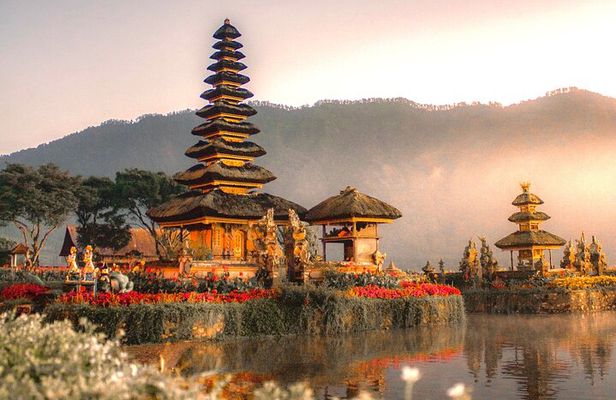 All inclusive Tanah lot & North Bali Tour: Jatiluwih, Ulun Danu