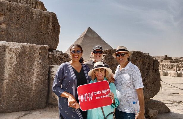Cairo Layover tour from airport (the pyramids and Royal Mummies)