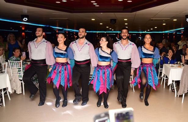 Istanbul Bosphorus Dinner Cruise Turkish Night Show All inclusive