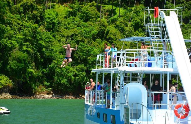 Catamaran Adventure From Manuel Antonio