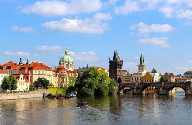 The Best of Prague: Private Half-Day Walking Tour