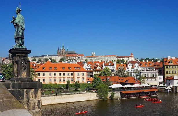 Explore the Historic Prague Castle: Private Half-Day Walking Tour