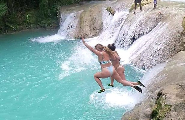Bluehole, Secret Falls and Dunn's River Day Trip from Montego Bay