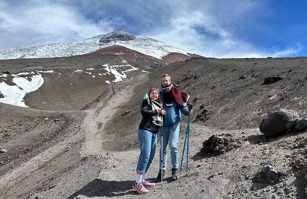 Cotopaxi Volcano Tour from Quito – with Lunch & Entry