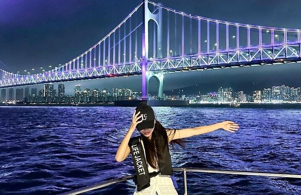 Busan Private Night Tour - City Lights & Food (Up to 7 Guests)