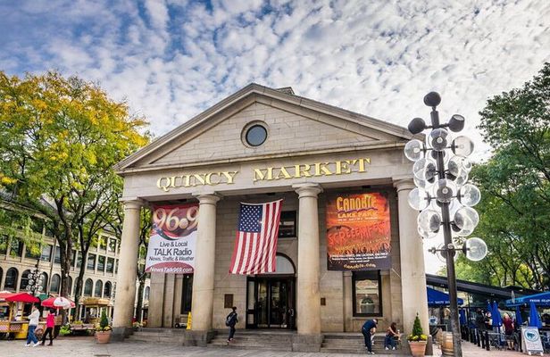 Boston City Day Trip to Harvard University, MIT and Quincy Market